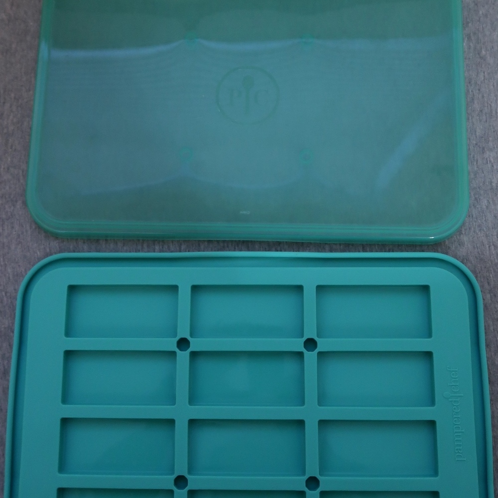 Pampered Chef Snack Bar Maker